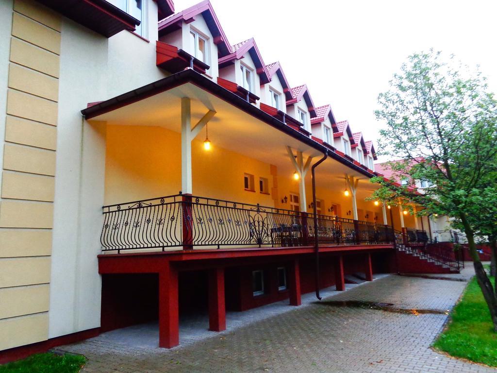 Korona Palace Leznica Wielka Exterior photo